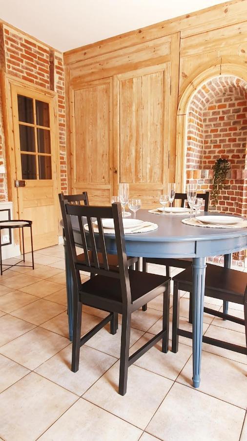 Le 2 Pieces Avec Parking Prive Apartamento Honfleur Exterior foto