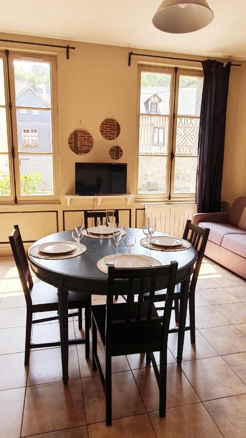 Le 2 Pieces Avec Parking Prive Apartamento Honfleur Exterior foto